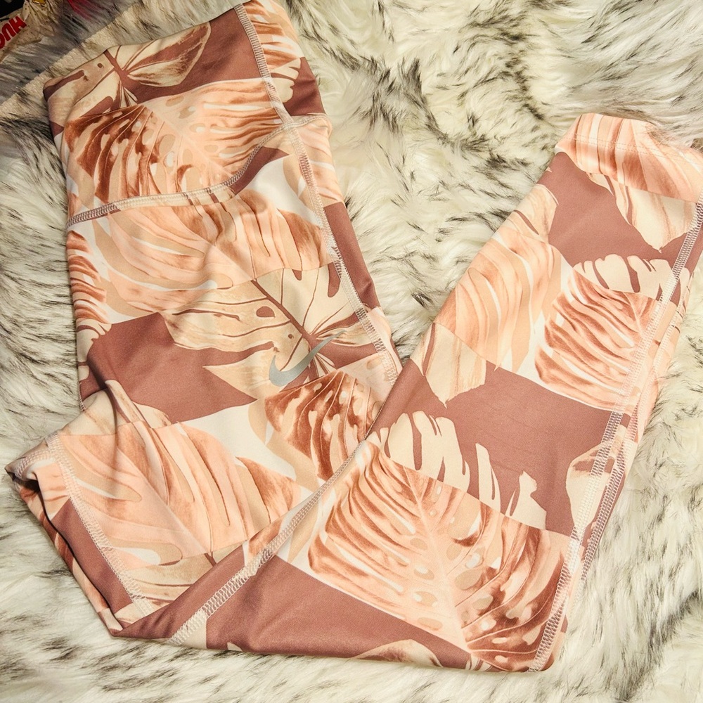 NIKE TROPICAL LEAF PRINT LEGGINGS - Picture 3 of 4